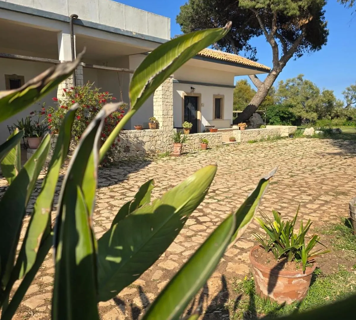 B&B Casa Cavarra Portopalo Di Capo Passero 0*,